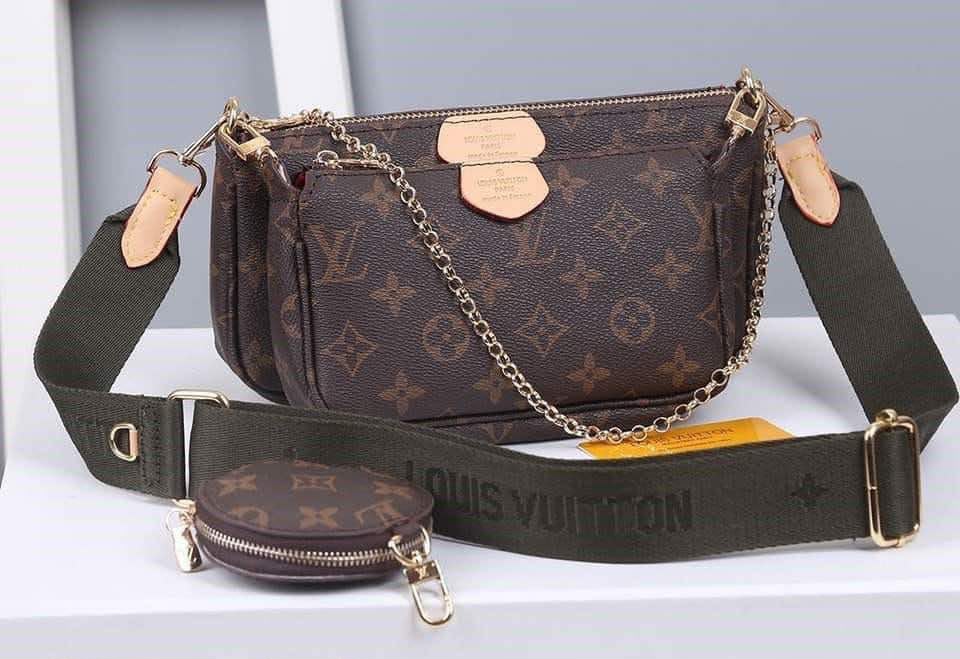 𝟱𝟬% 𝗦𝗽𝗲𝗰𝗶𝗮𝗹 𝗗𝗶𝘀𝗰𝗼𝘂𝗻𝘁 -Premium Quality 𝐥𝐨𝐮𝐢𝐬 𝐯𝐮𝐢𝐭𝐭𝐨𝐧 Ladies Bag | Made in Italy | Free Delivery All Over Qatar